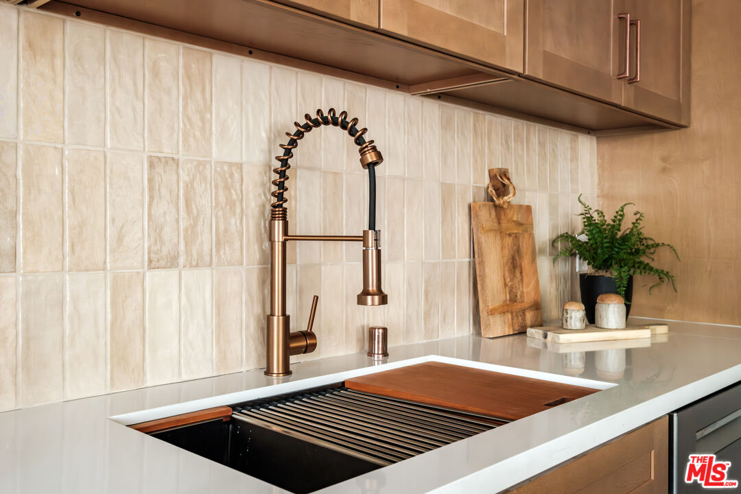 10701 Wilshire Blvd Unit: 306