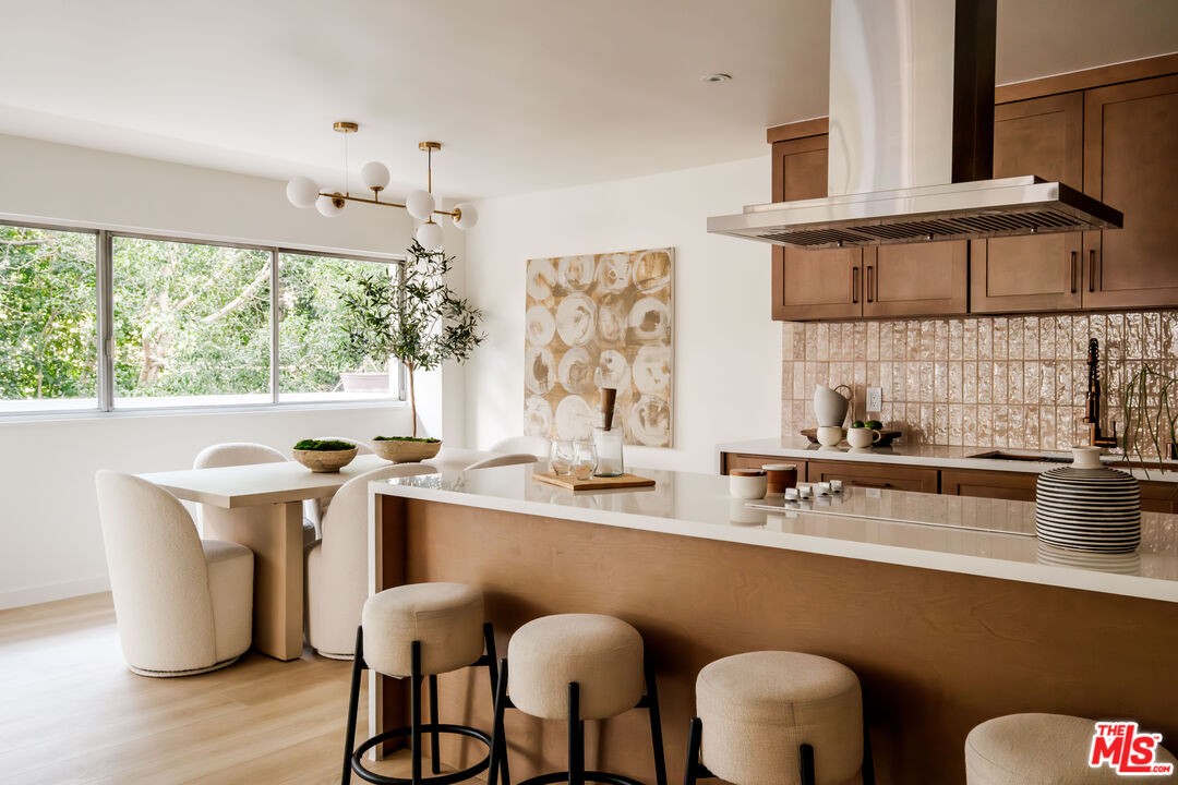 10701 Wilshire Blvd Unit: 306