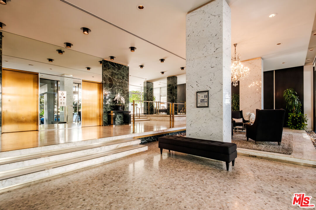 10450 Wilshire Blvd Unit: 2G