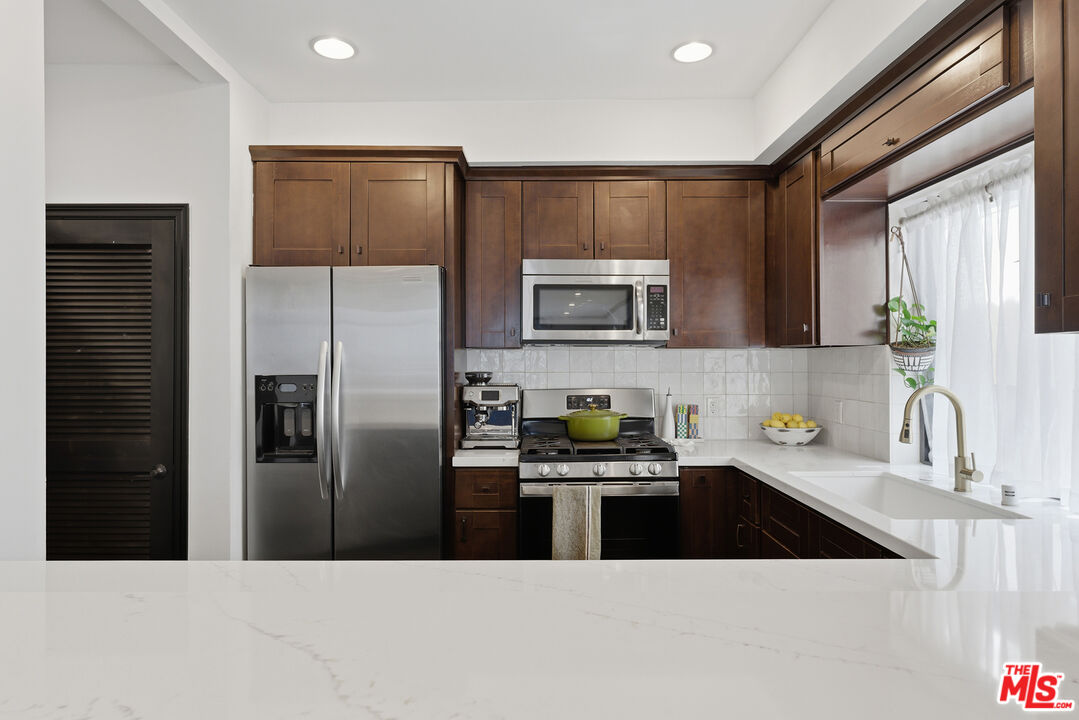 500 N Orlando Ave Unit: 104