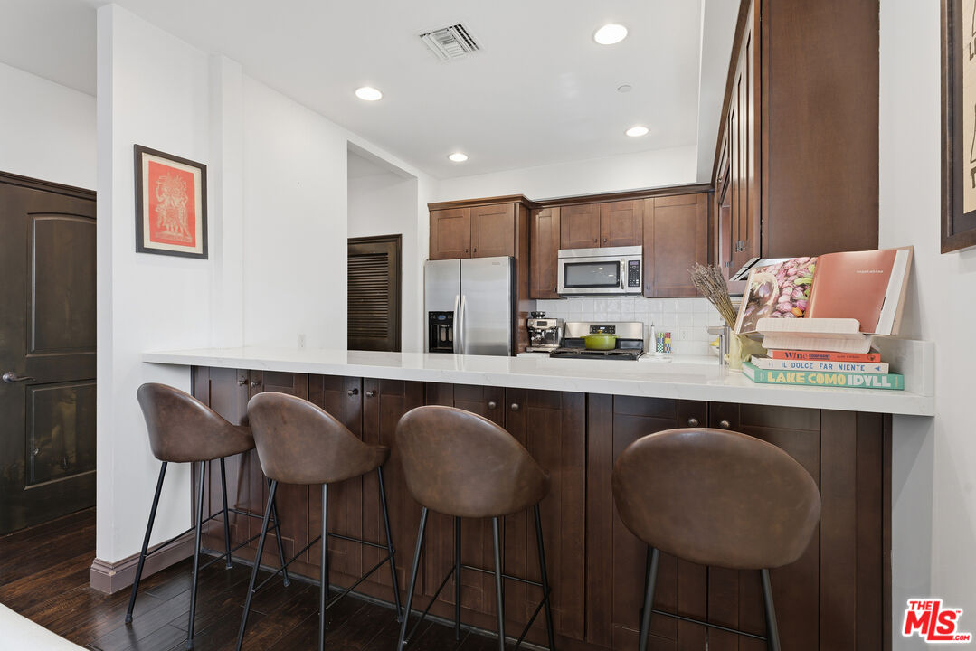 500 N Orlando Ave Unit: 104