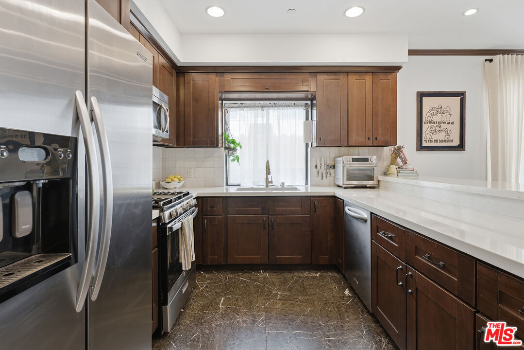 500 N Orlando Ave Unit: 104