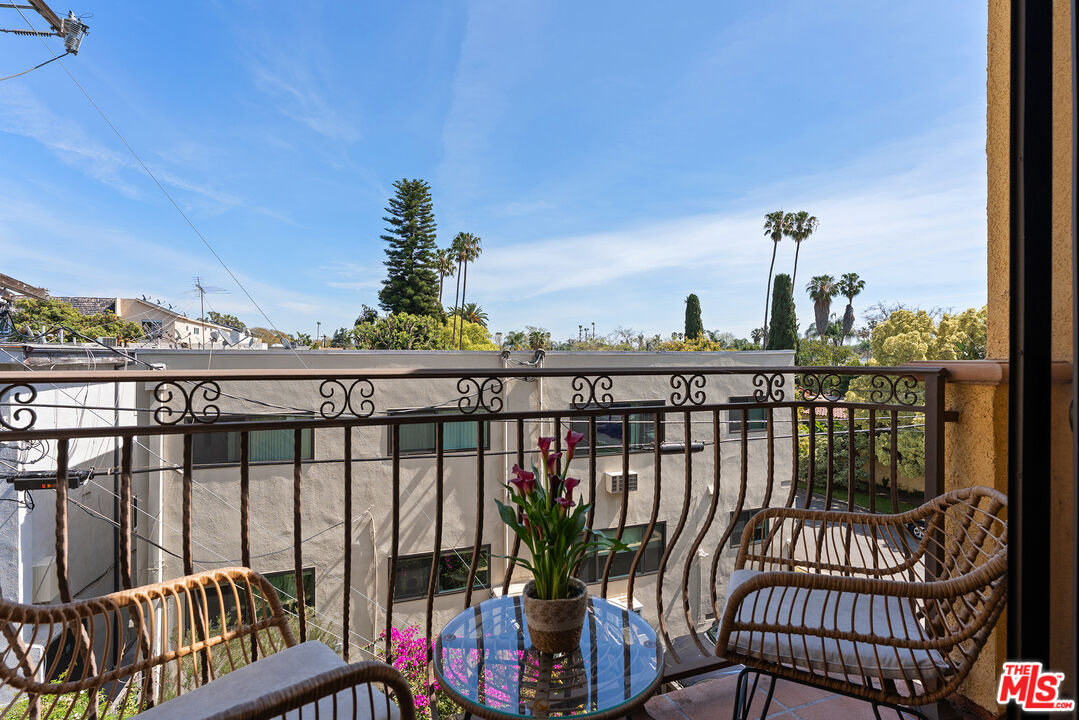 500 N Orlando Ave Unit: 104