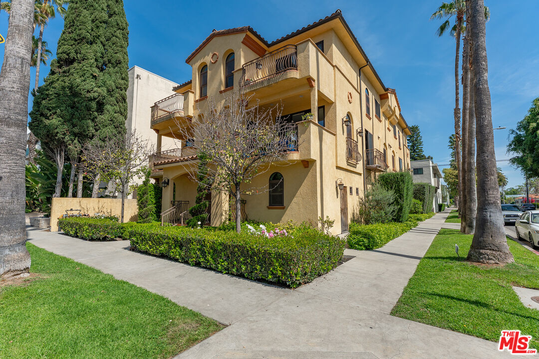 500 N Orlando Ave Unit: 104