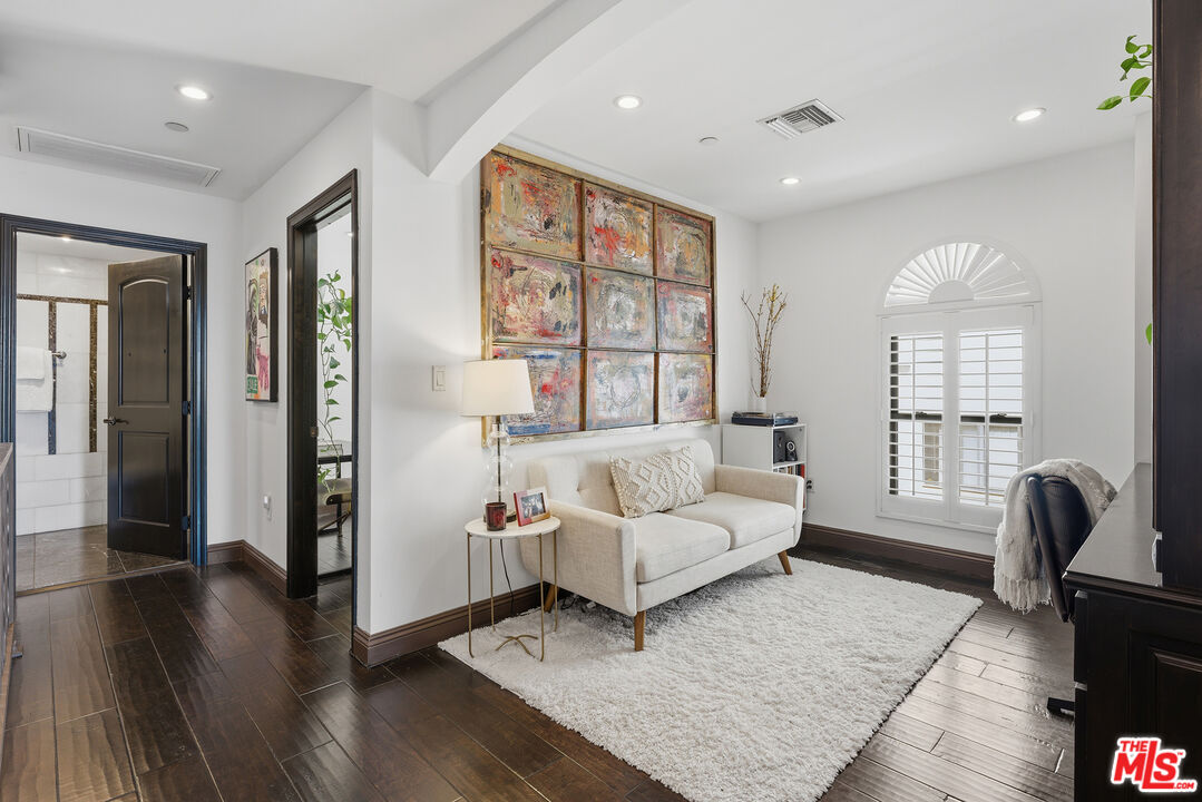 500 N Orlando Ave Unit: 104