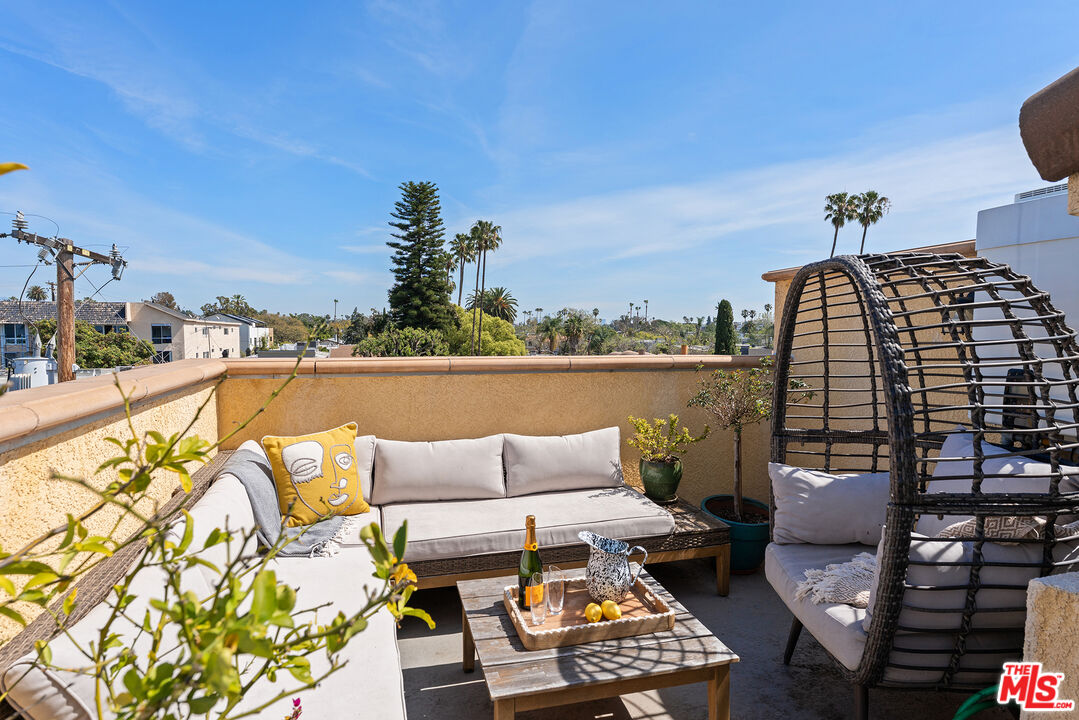 500 N Orlando Ave Unit: 104