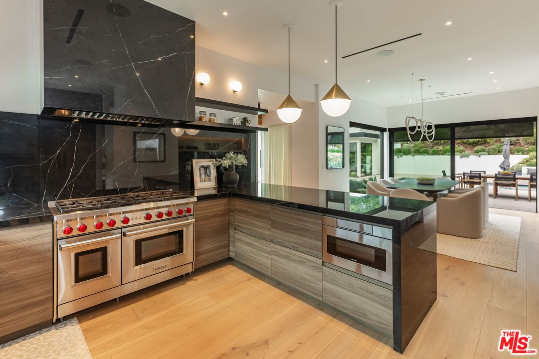 9455 Eden Dr