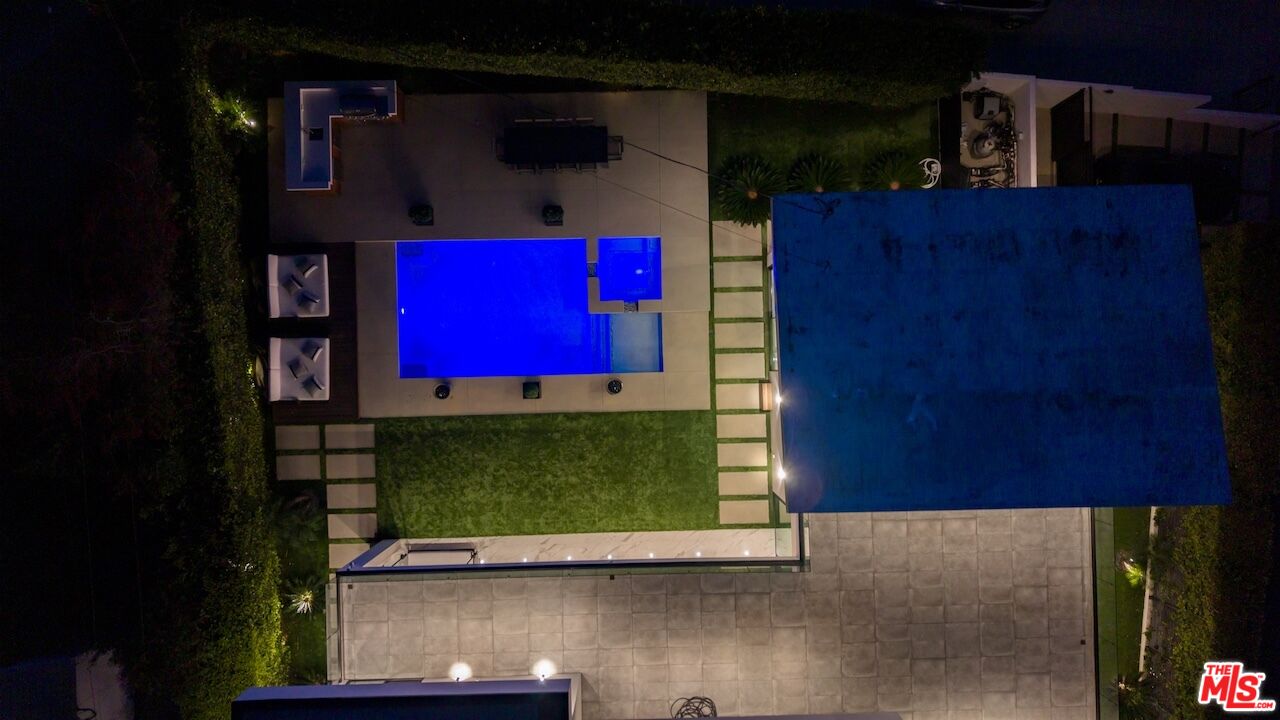 4049 Coldwater Canyon Ave