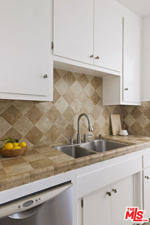 1659 Franklin St Unit: 6