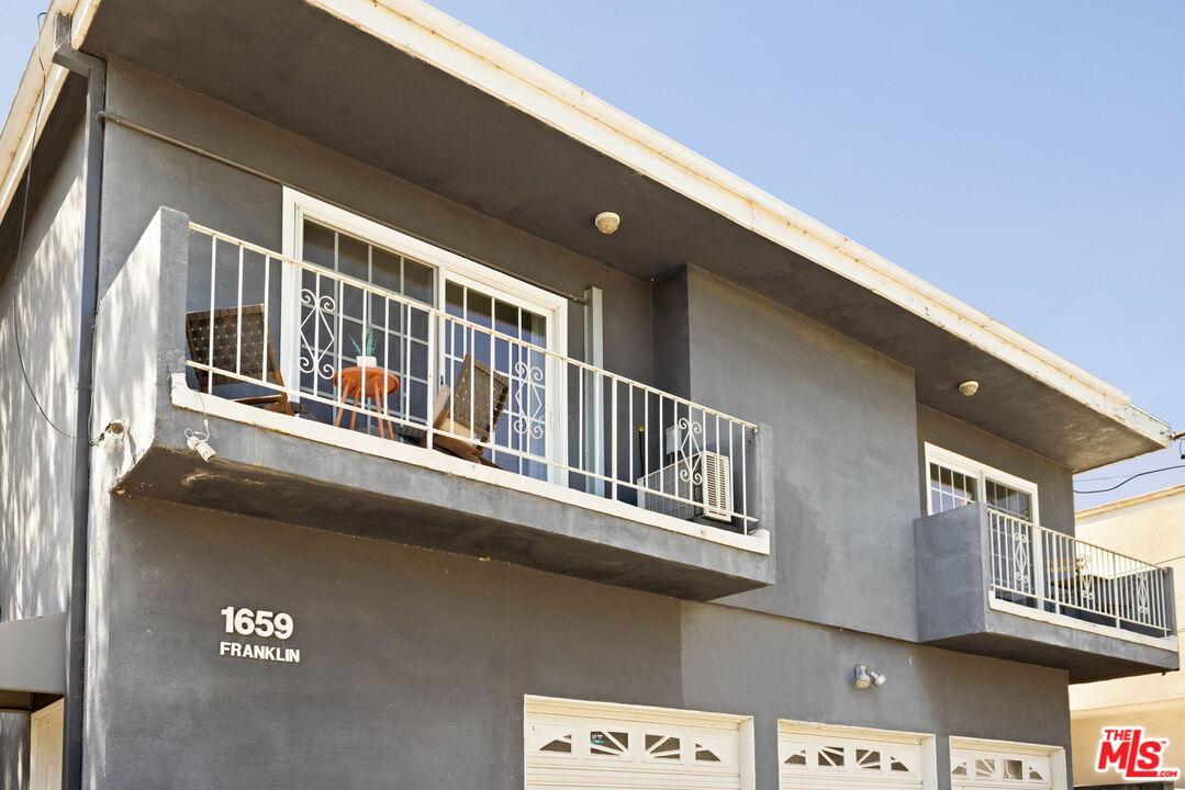 1659 Franklin St Unit: 6