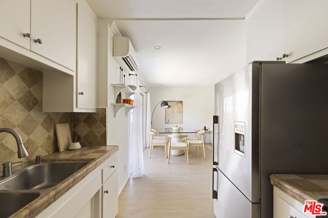 1659 Franklin St Unit: 6