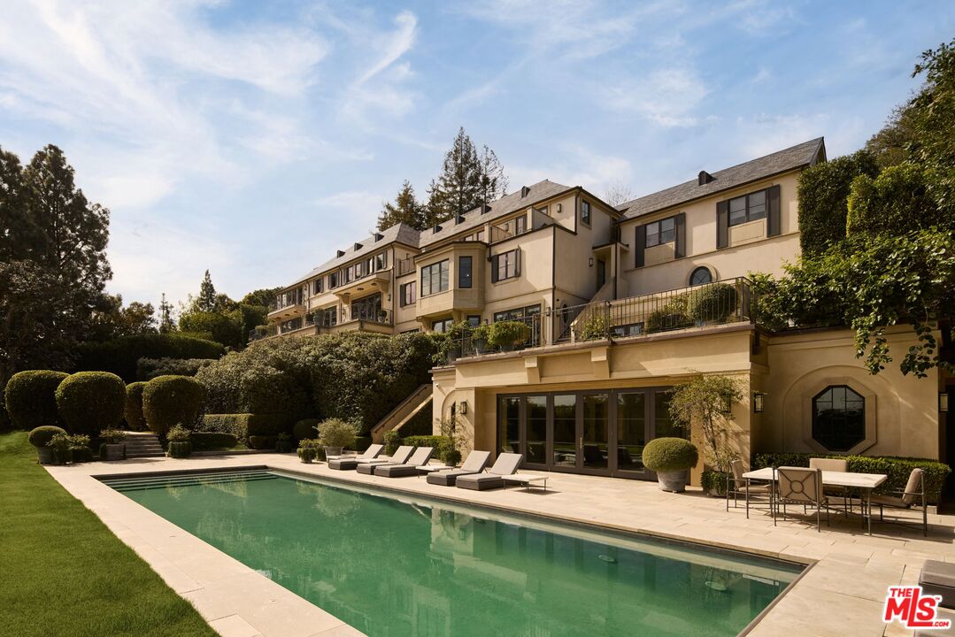 10790 Bellagio Rd