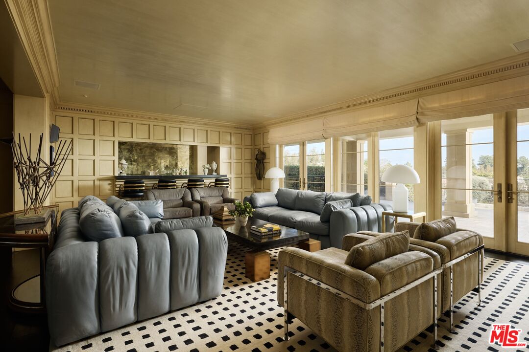 10790 Bellagio Rd