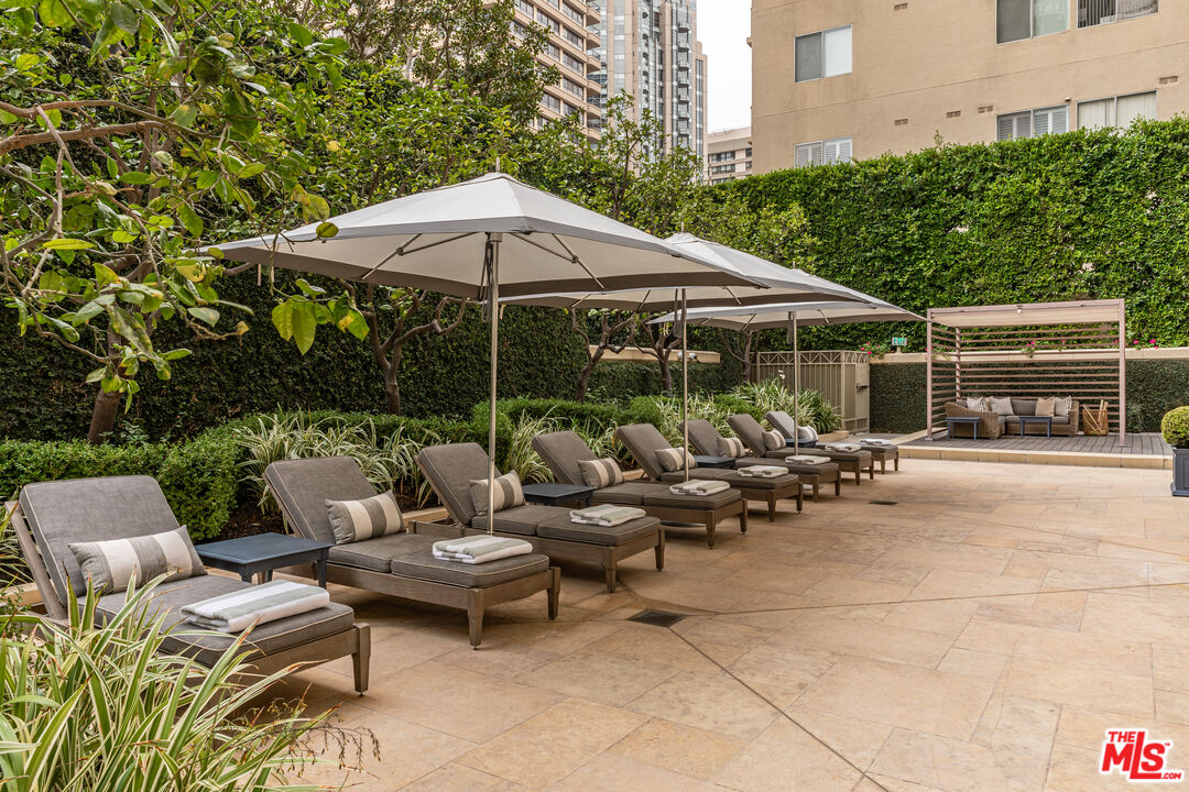10727 Wilshire Blvd Unit: 1805