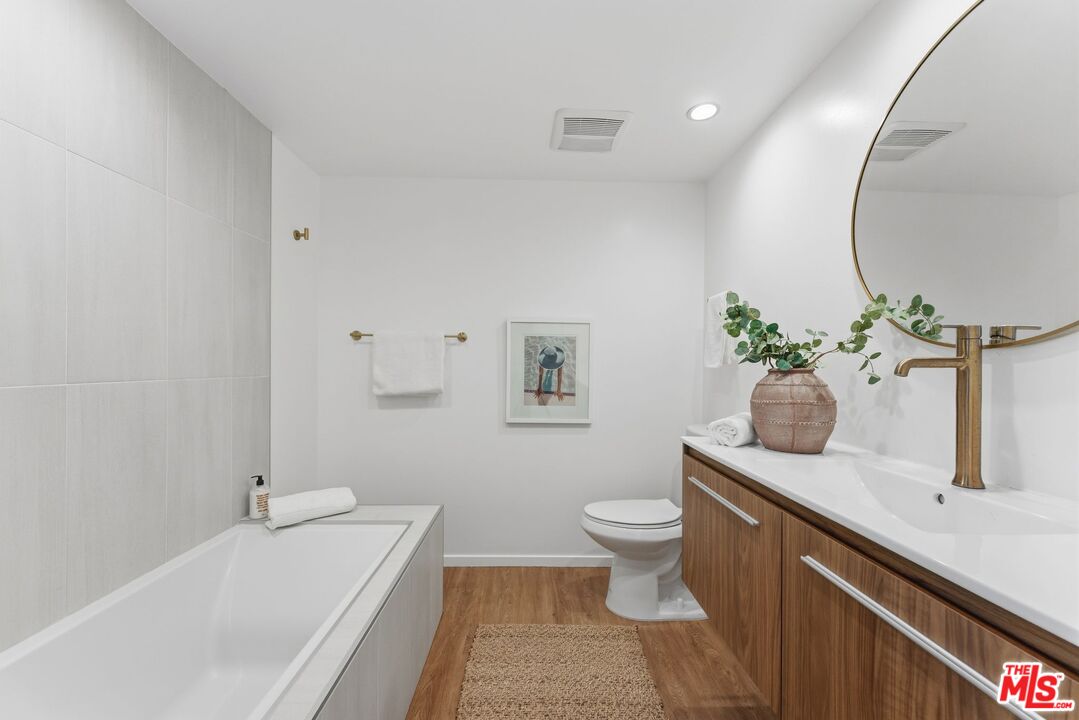 1244 14th St Unit: E