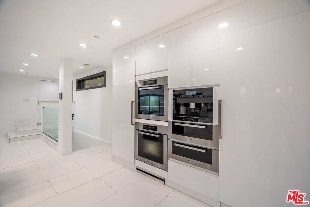 7141 Woodrow Wilson Dr