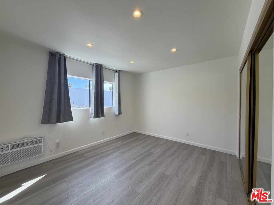 1531 N Detroit St Unit: 214