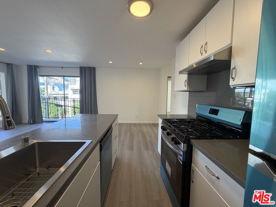 1531 N Detroit St Unit: 214