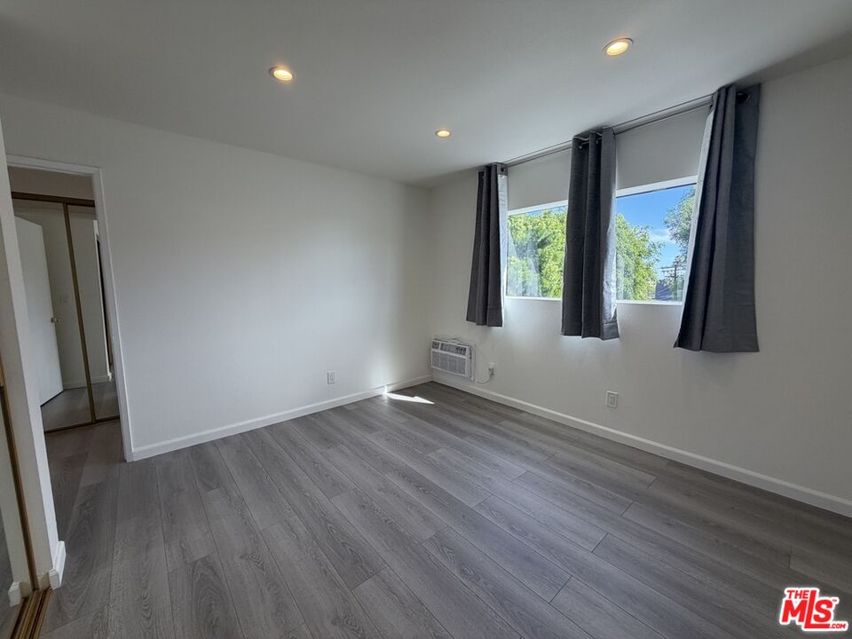 1531 N Detroit St Unit: 214