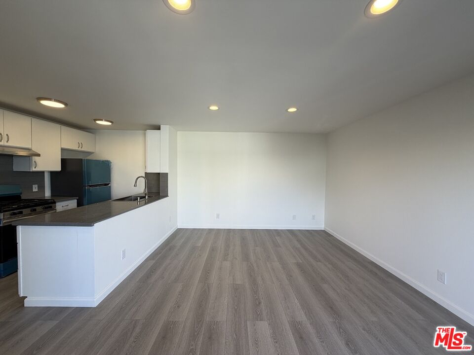 1531 N Detroit St Unit: 214
