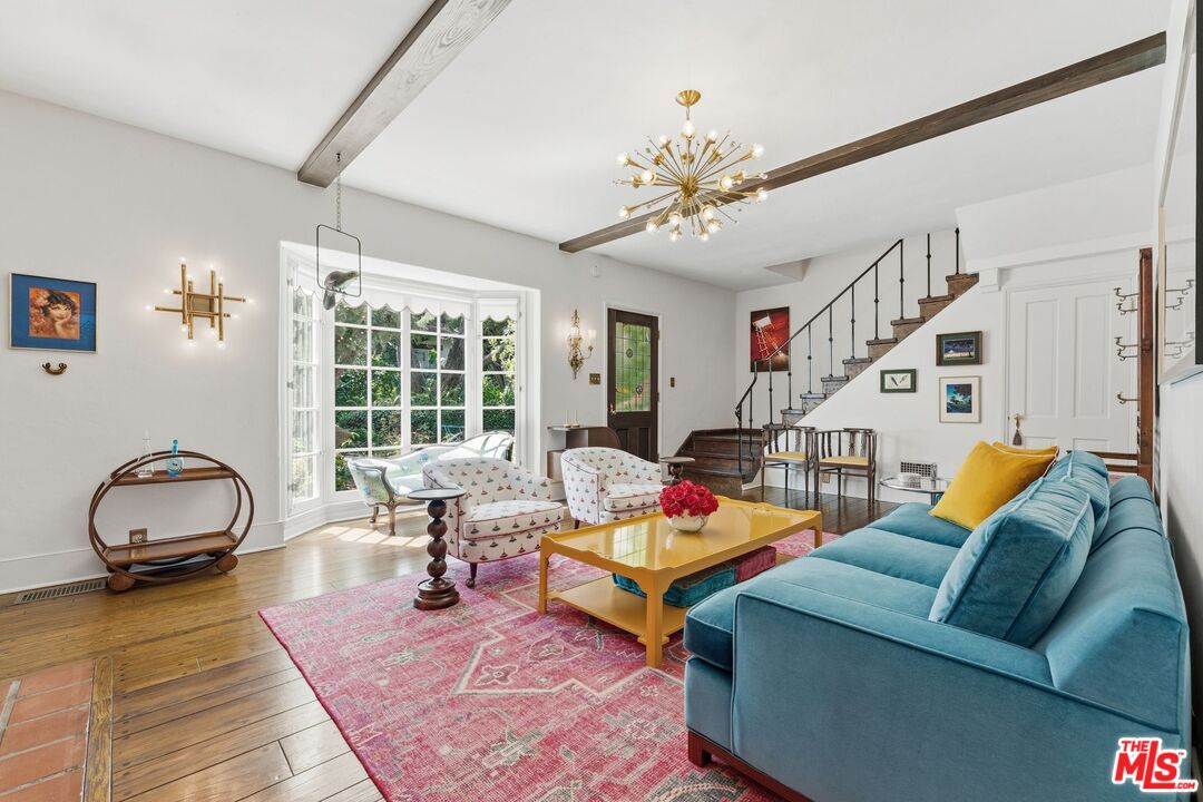 10966 Strathmore Dr Unit: 8