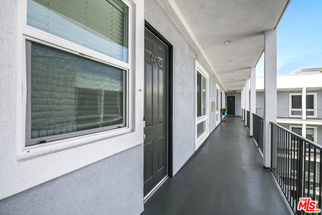 10878 Bloomfield St Unit: 406