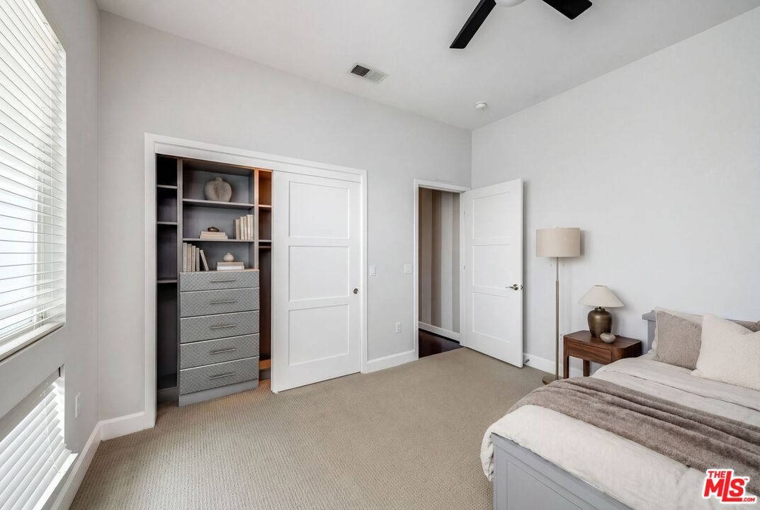 10878 Bloomfield St Unit: 406