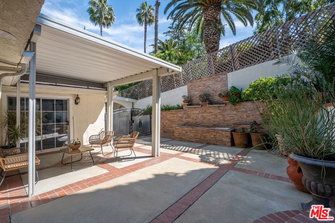 624 Redfield Ave