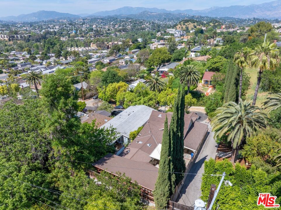 624 Redfield Ave