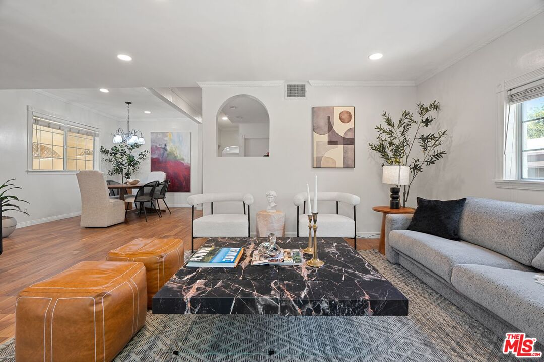 624 Redfield Ave
