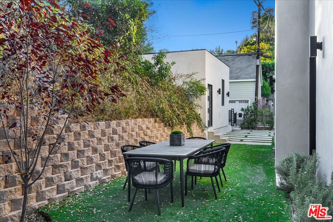 2016 Stanley Hills Dr