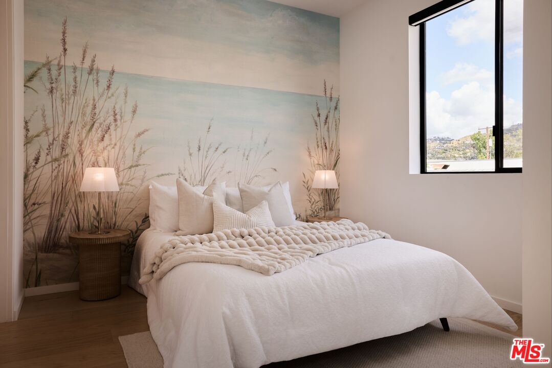 1227 N Formosa Ave Unit: 1