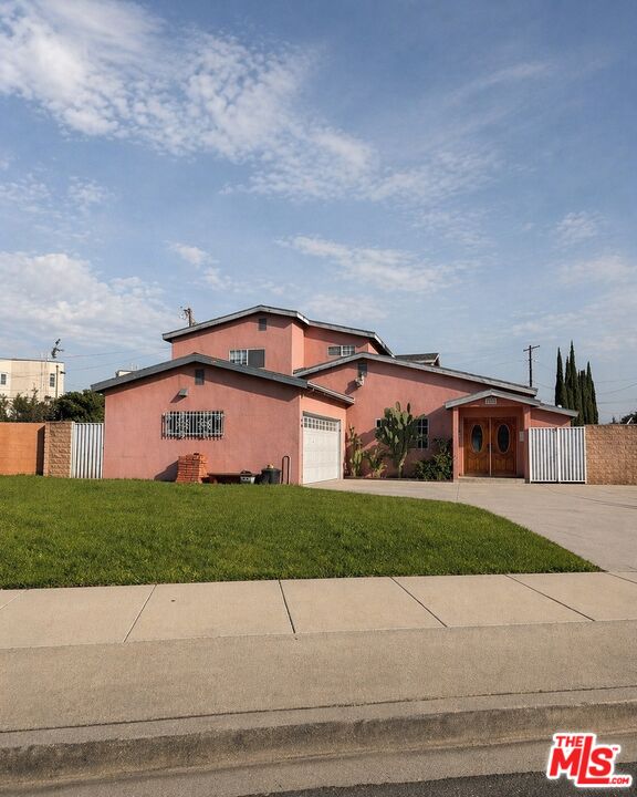 11128 Valjean Ave