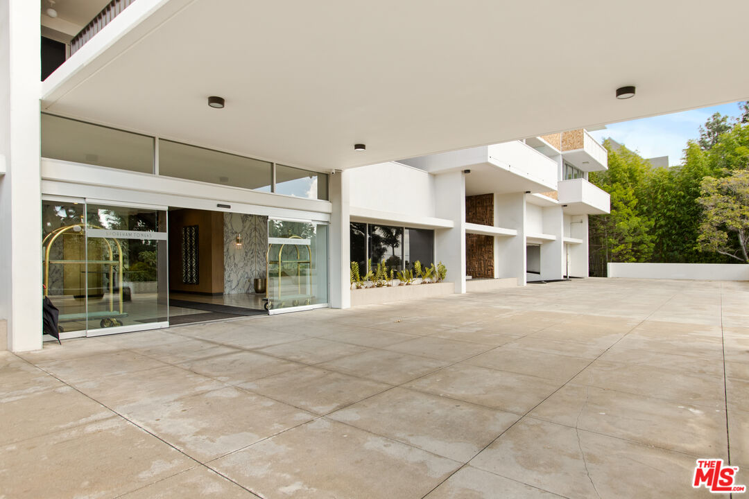 8787 Shoreham Dr Unit: 802