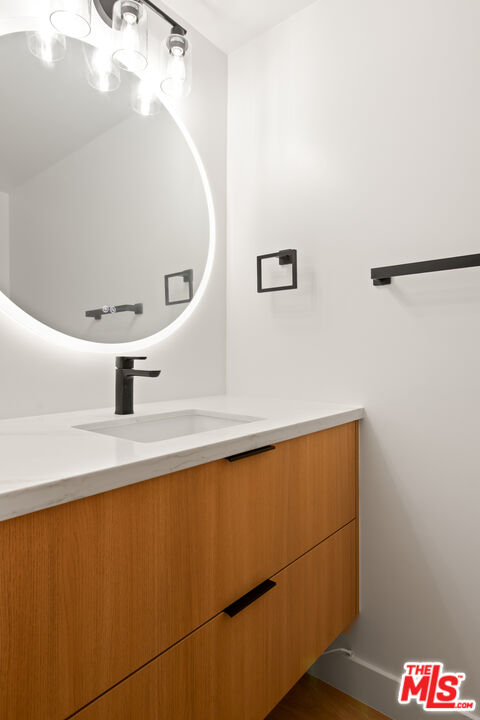 8787 Shoreham Dr Unit: 802