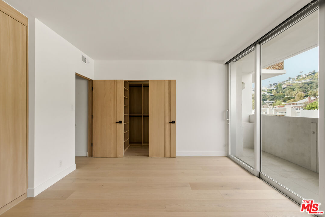 8787 Shoreham Dr Unit: 802