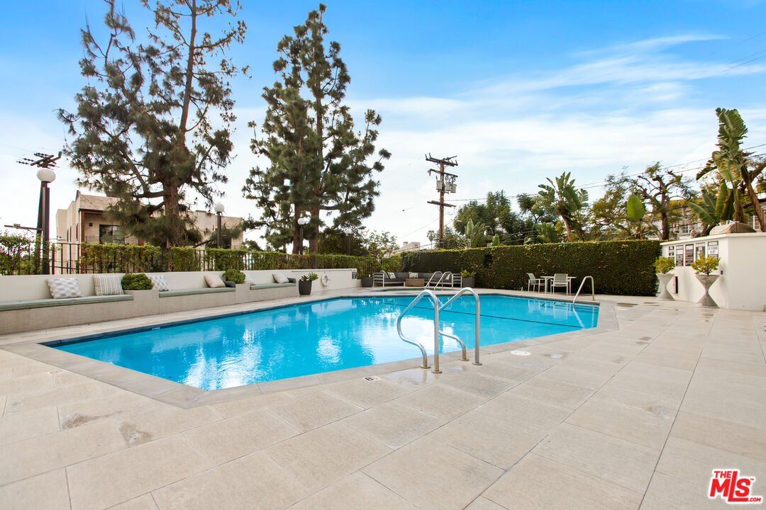 8787 Shoreham Dr Unit: 802