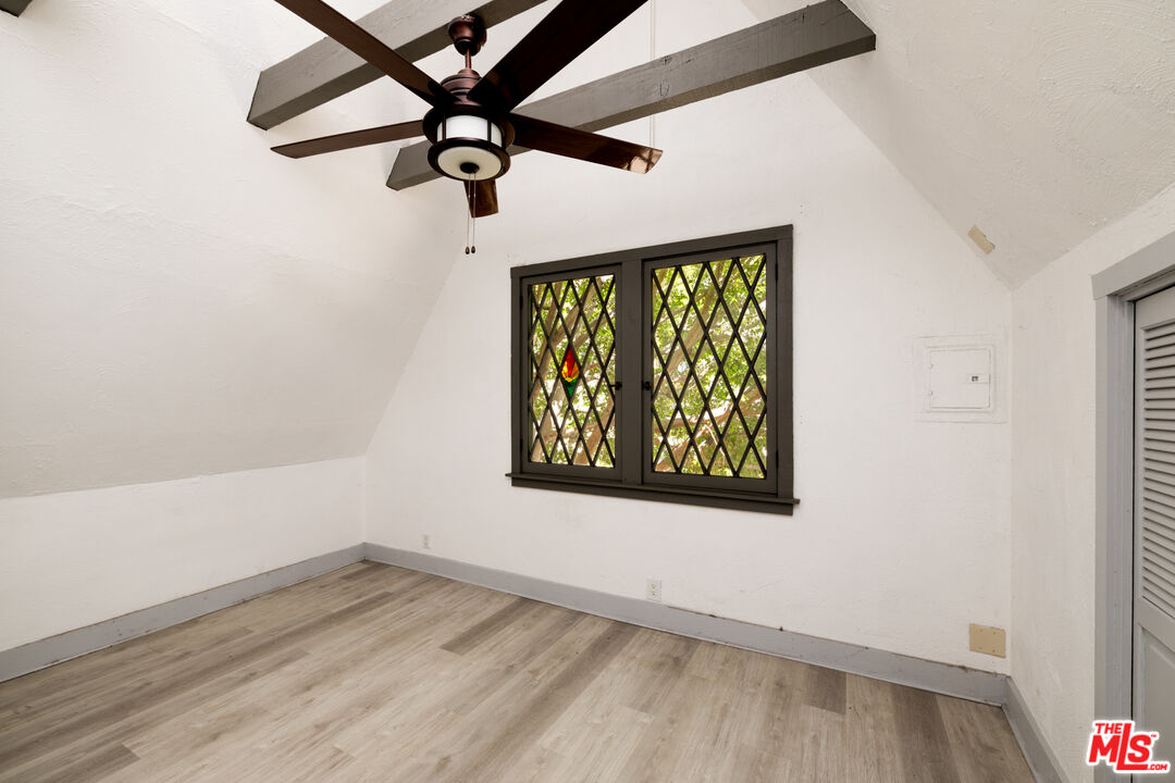 1954 Hillcrest Rd Unit: 3
