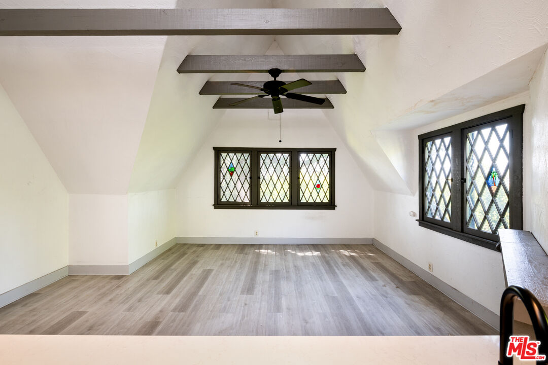 1954 Hillcrest Rd Unit: 3