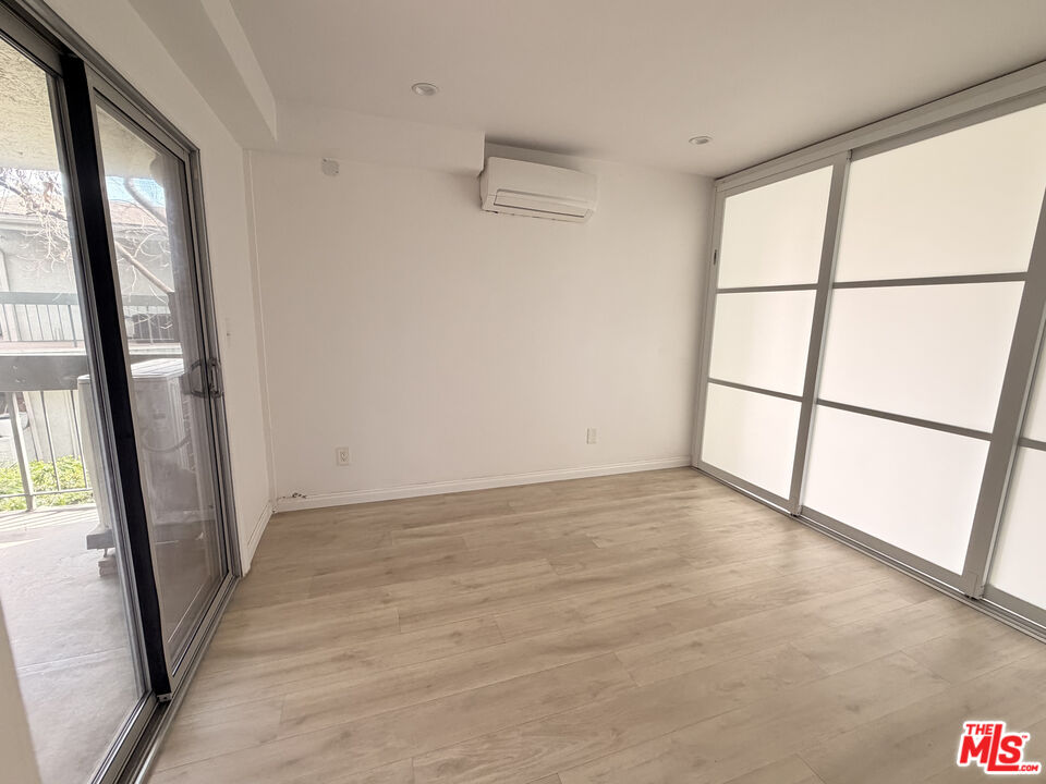 4900 Overland Ave Unit: 238