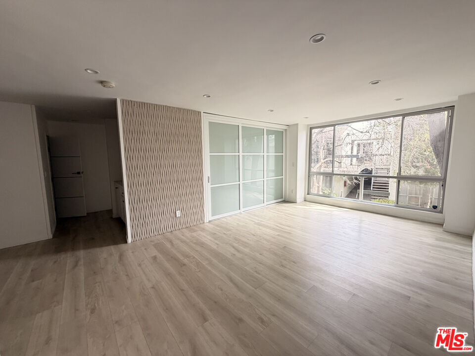 4900 Overland Ave Unit: 238