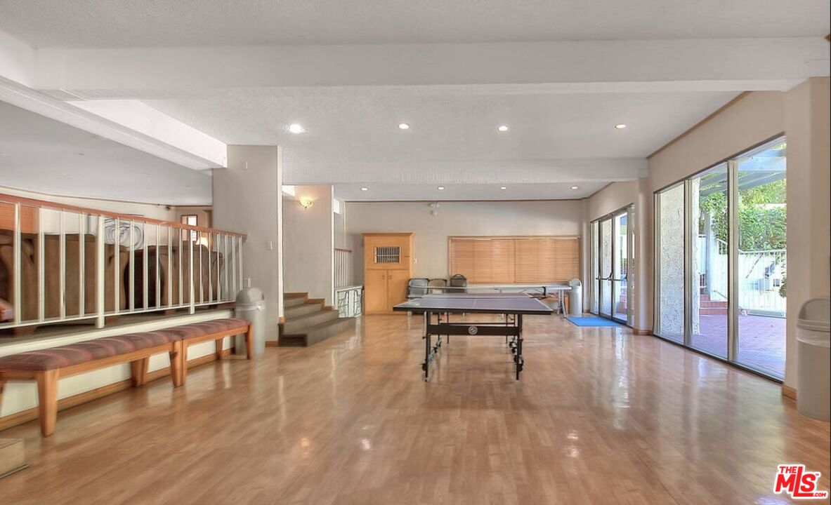 4900 Overland Ave Unit: 238