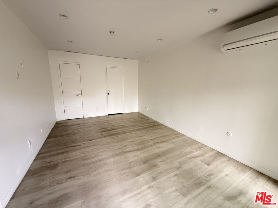 4900 Overland Ave Unit: 238