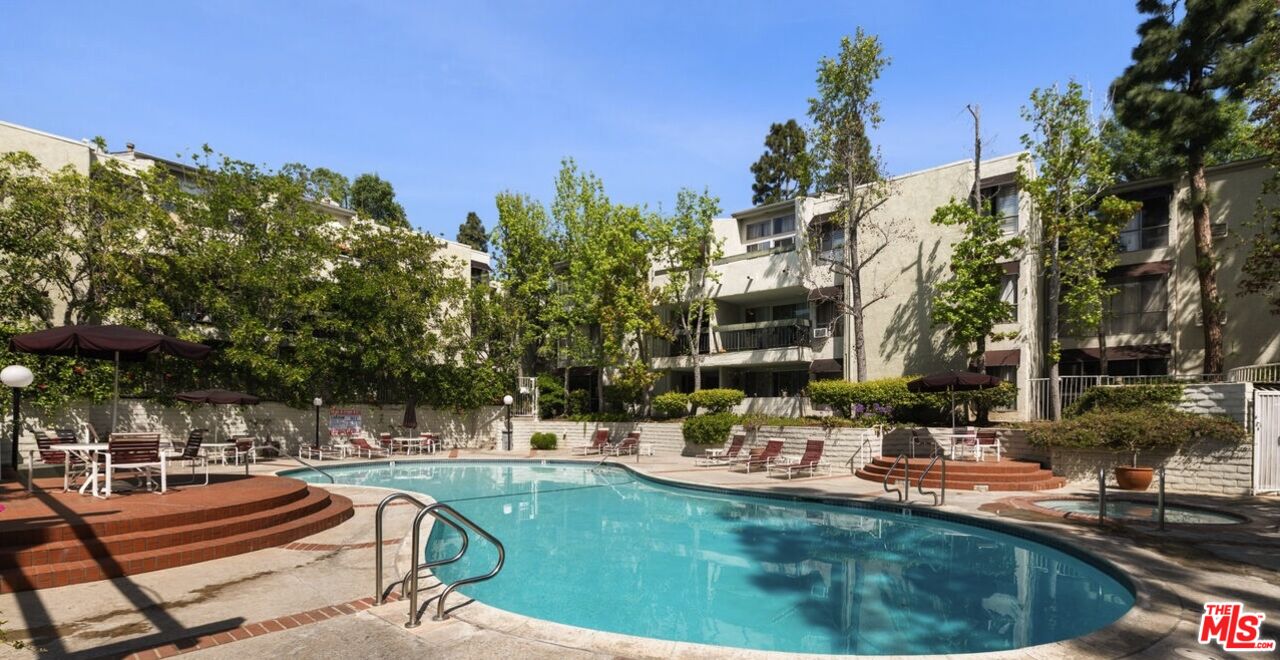 4900 Overland Ave Unit: 238