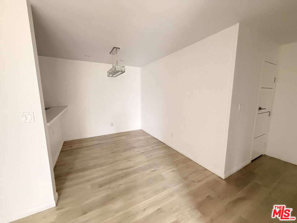 4900 Overland Ave Unit: 238