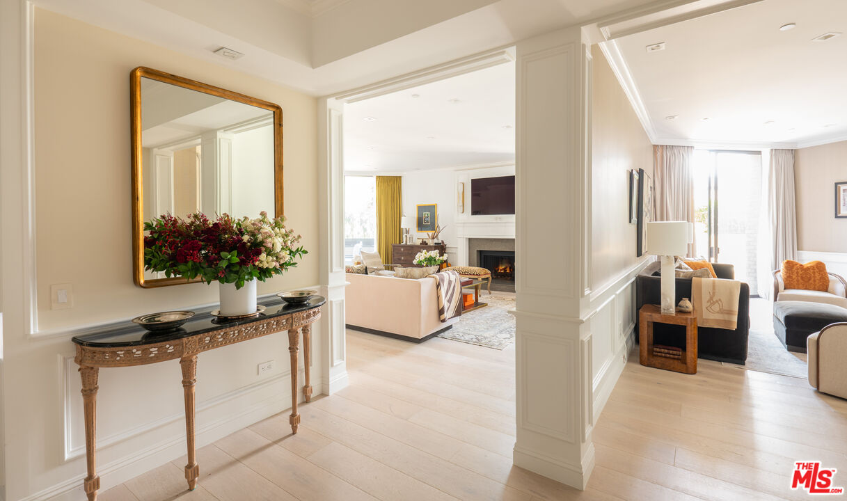 300 N Swall Dr Unit: 105