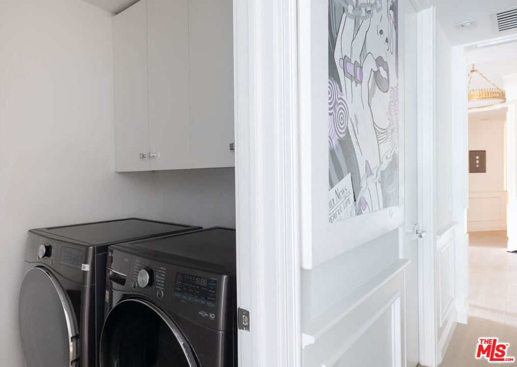 300 N Swall Dr Unit: 105