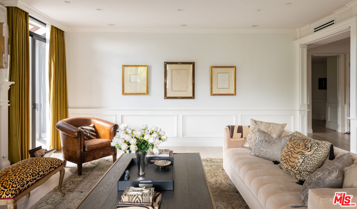 300 N Swall Dr Unit: 105