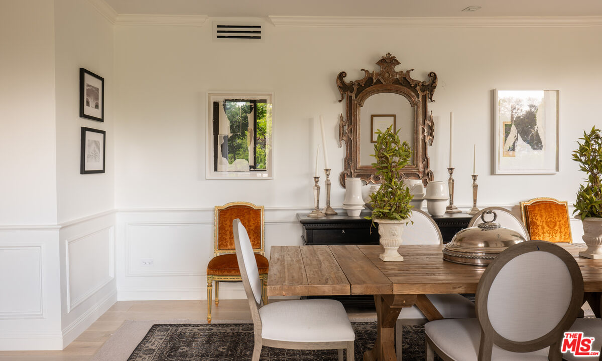 300 N Swall Dr Unit: 105