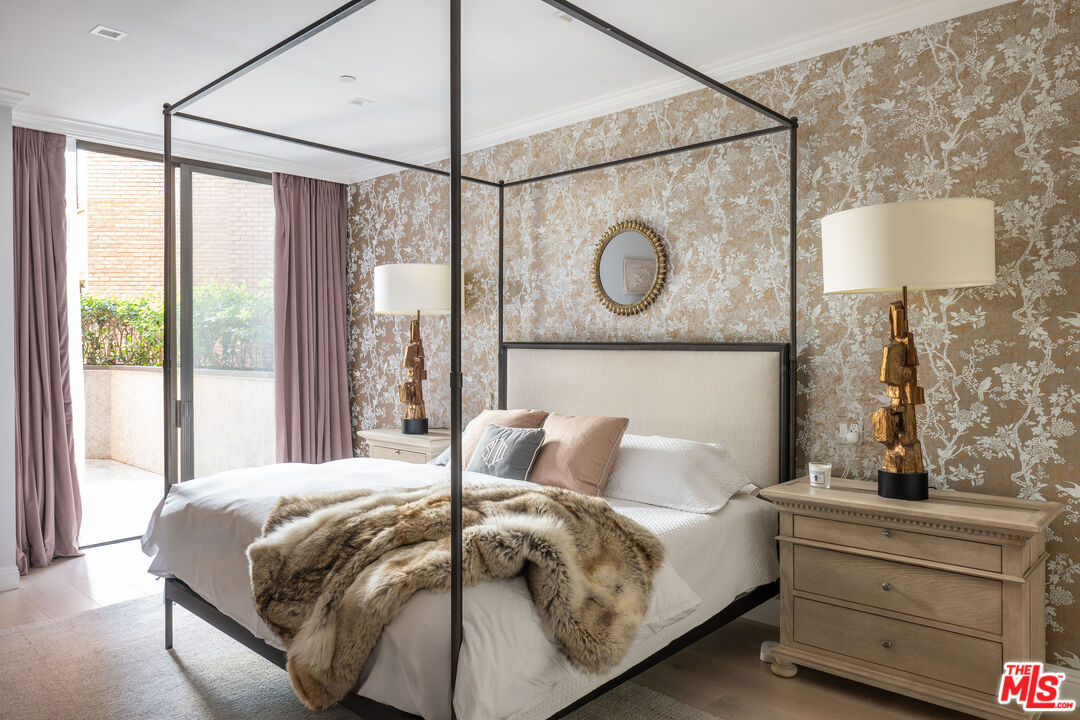 300 N Swall Dr Unit: 105